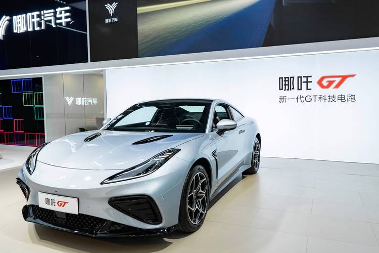 广州荔湾区万盛耀企业管理咨询哪吒汽车在智能汽车领域的表现，领途汽车在新能源汽车市场中的影响力